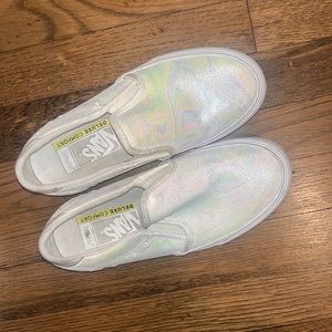 Vans deluxe comfort ortholite slip on iridescent oil. 6.5 in women’s